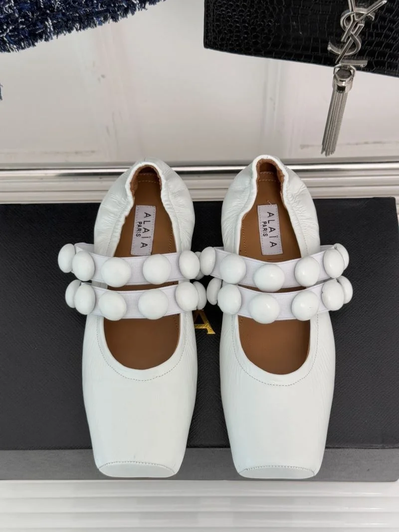 Alaia Shoes Snug 15945