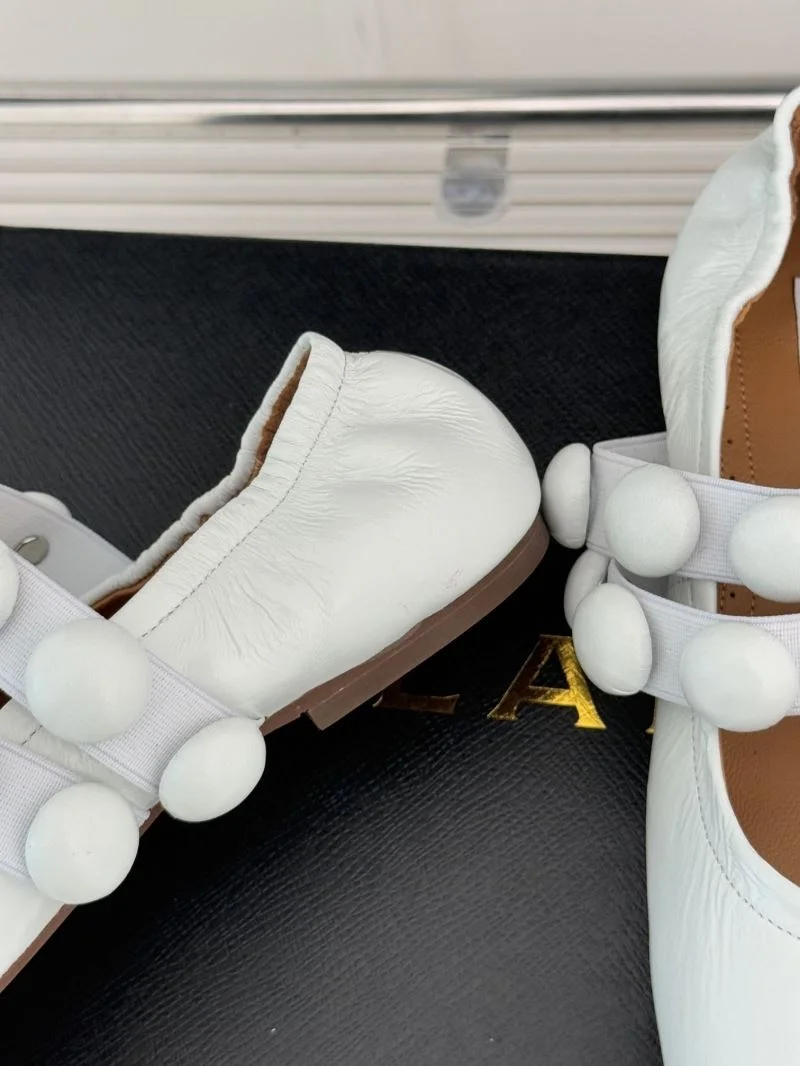 Alaia Shoes Snug 15945