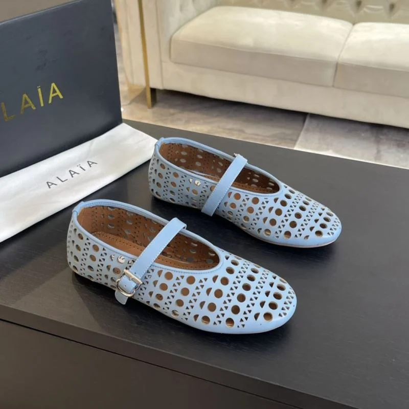 Sleek Alaia Shoes 7012