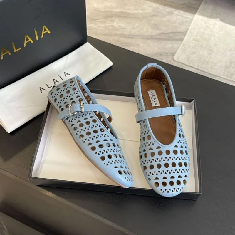 Sleek Alaia Shoes 7012