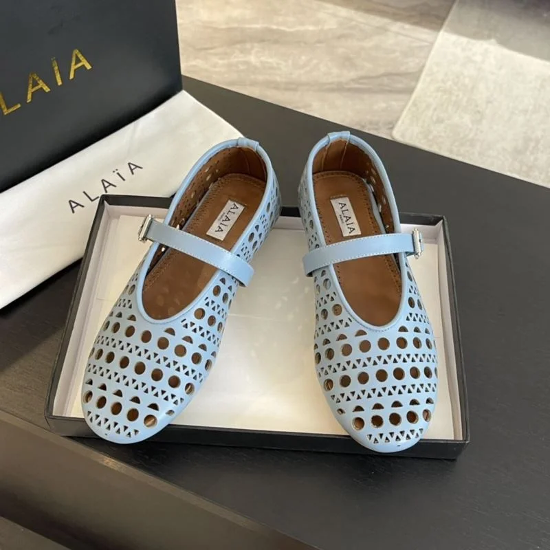 Sleek Alaia Shoes 7012