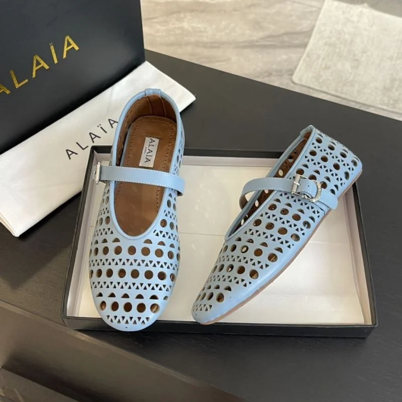 Sleek Alaia Shoes 7012