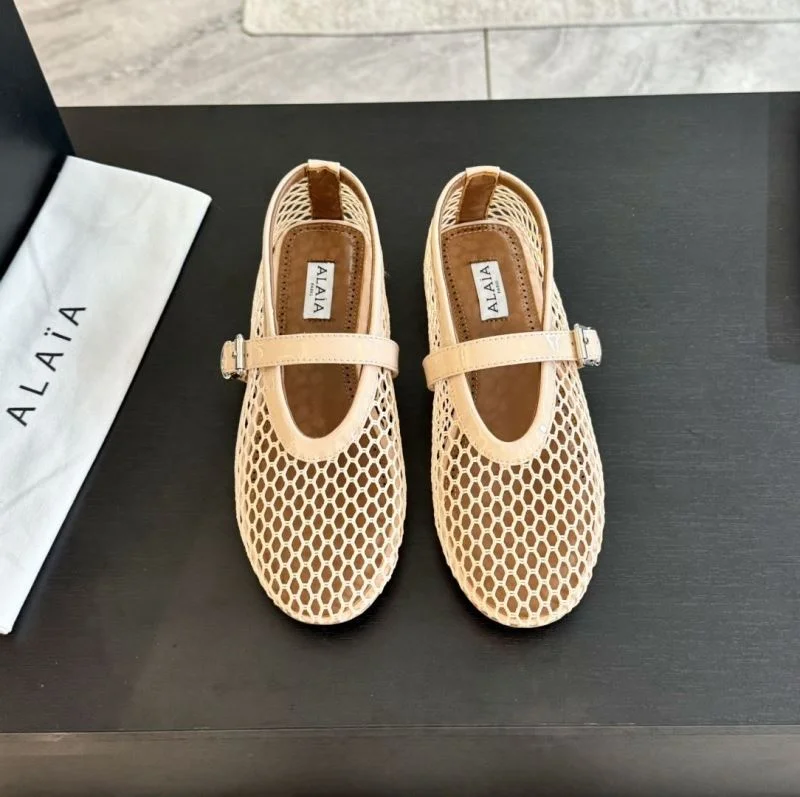 Refined Alaia Shoes 7021