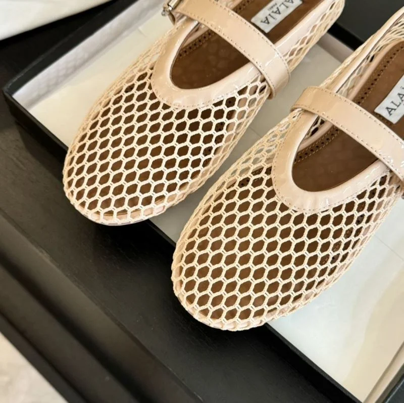 Refined Alaia Shoes 7021