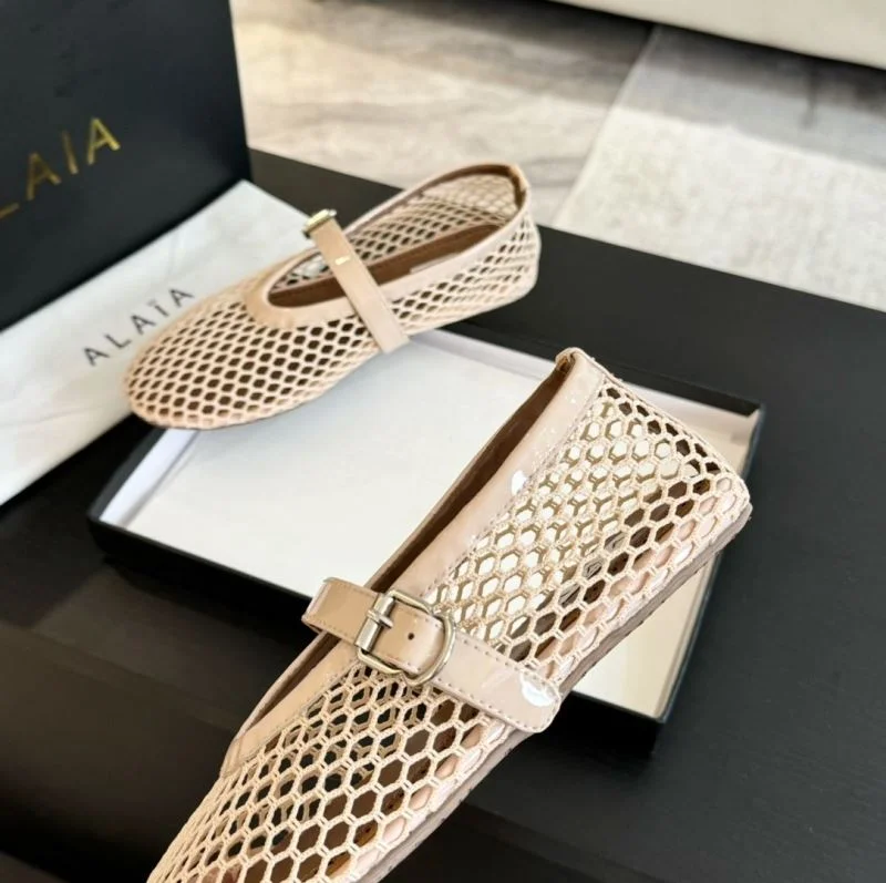 Refined Alaia Shoes 7021