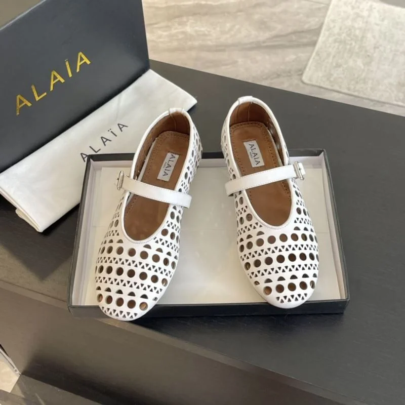 Alaia Shoes WellDesigned 7002