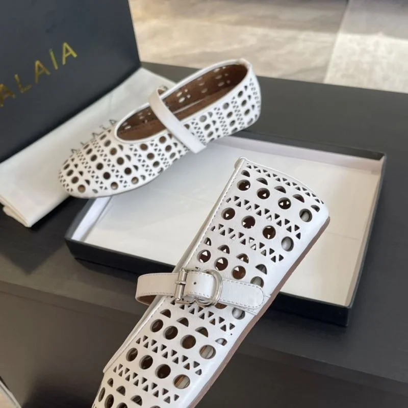 Alaia Shoes WellDesigned 7002
