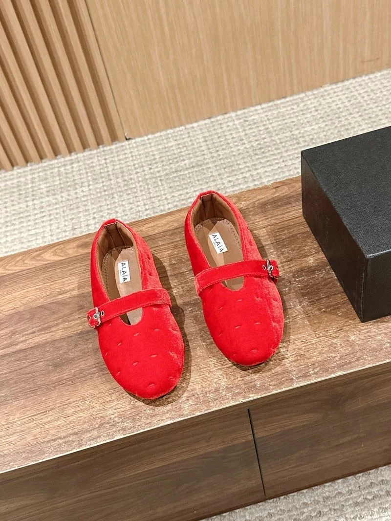 Classic Alaia Shoes 6980