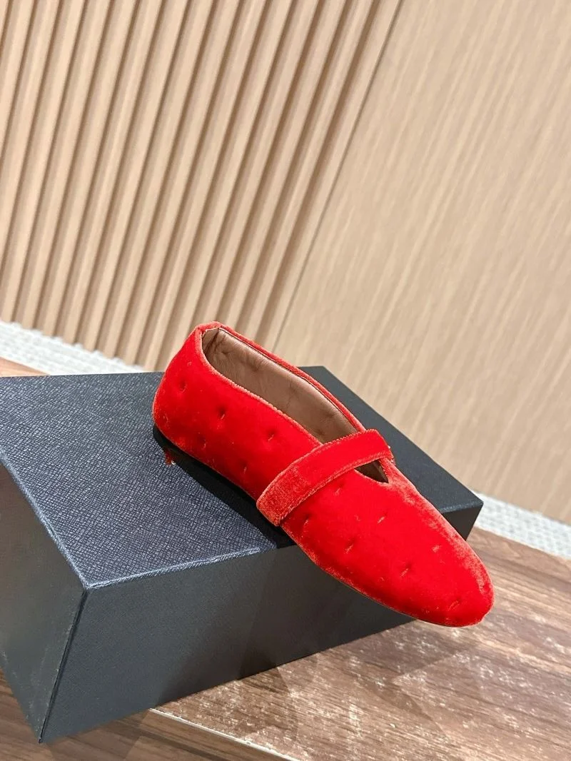 Classic Alaia Shoes 6980