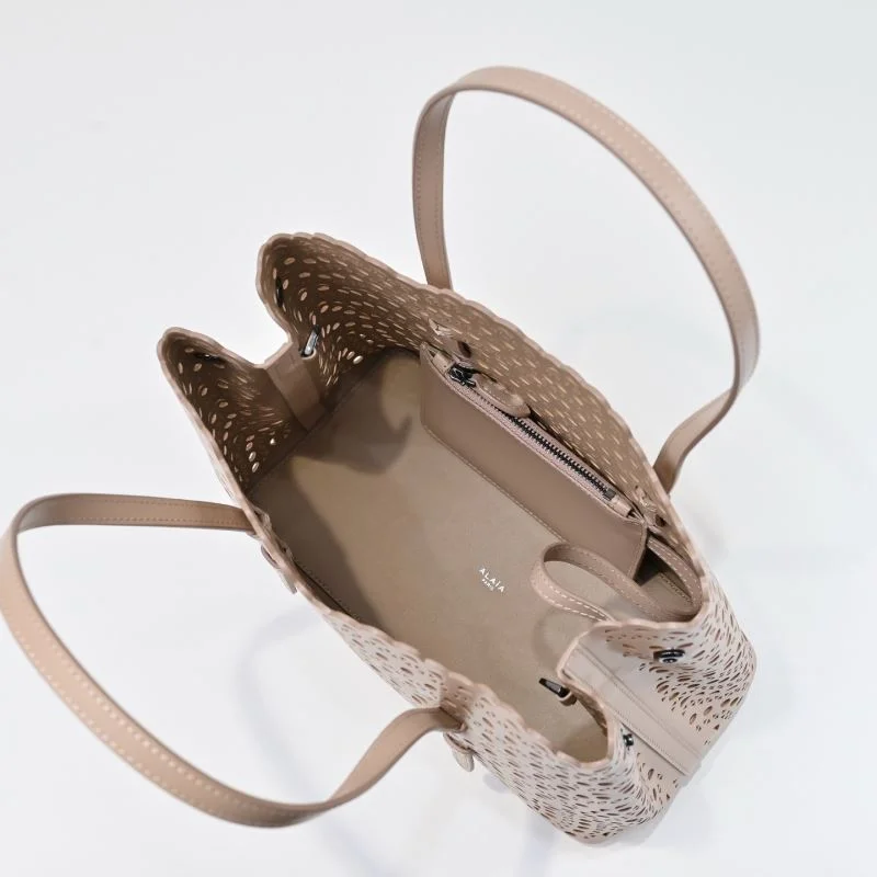 Alaia Shopping Bags Durable 45468