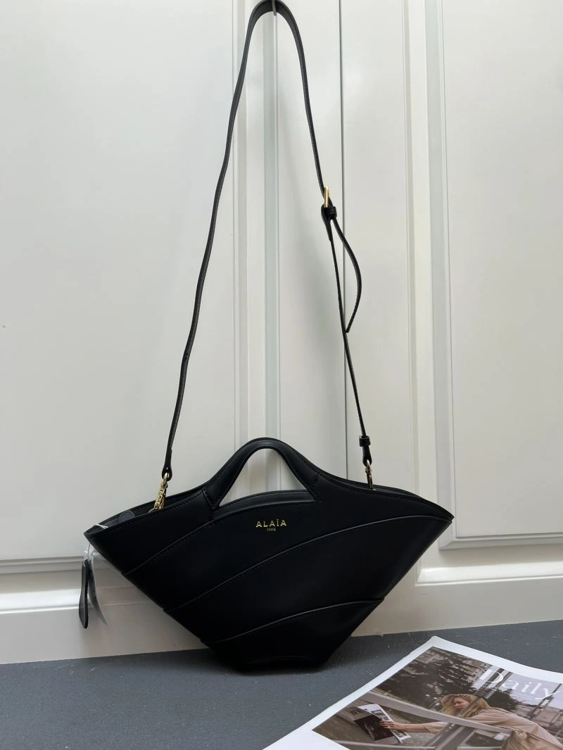 Alaia Top Handle Bags TechFriendly 84977