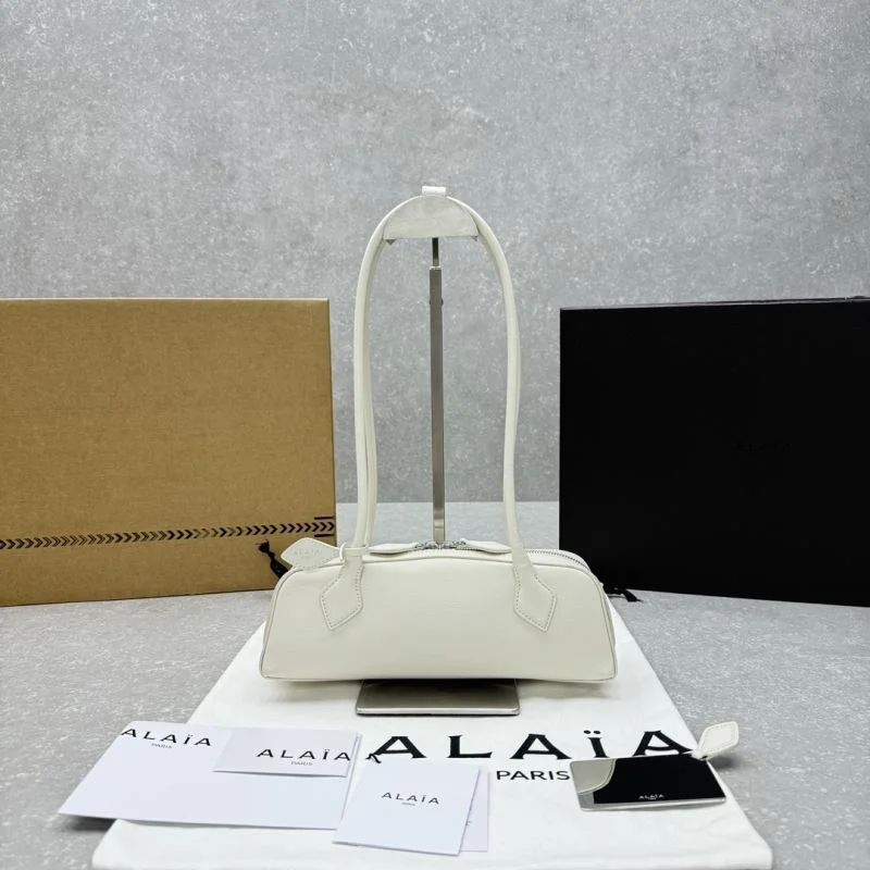 Snug Alaia Top Handle Bags 55809