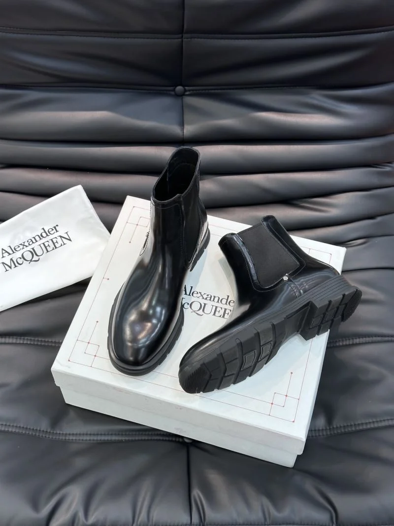 Alexander Mcqueen Boots TimelessDesign 16316