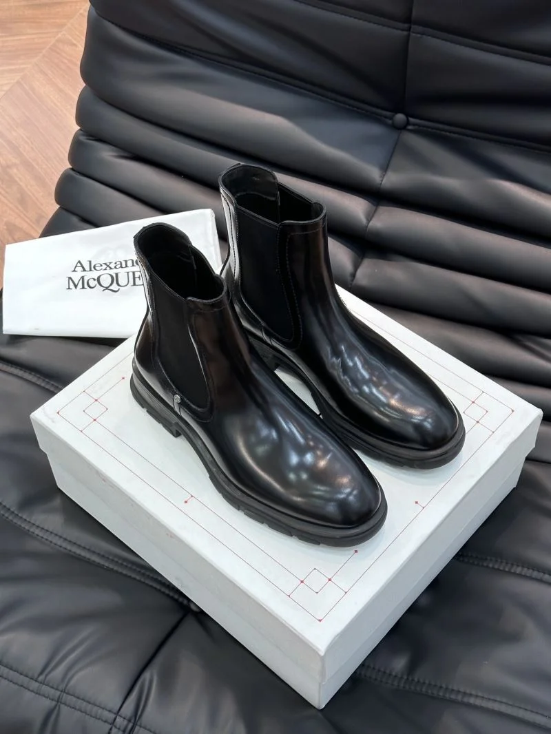 Alexander Mcqueen Boots TimelessDesign 16316