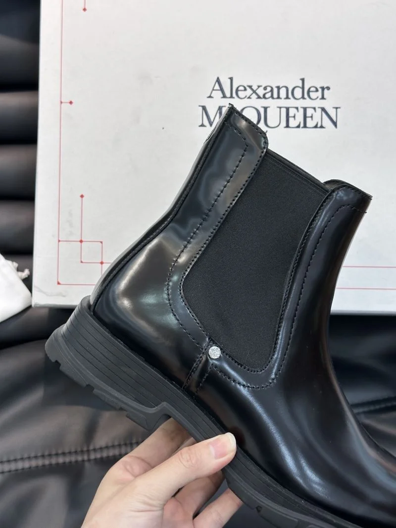 Alexander Mcqueen Boots TimelessDesign 16316