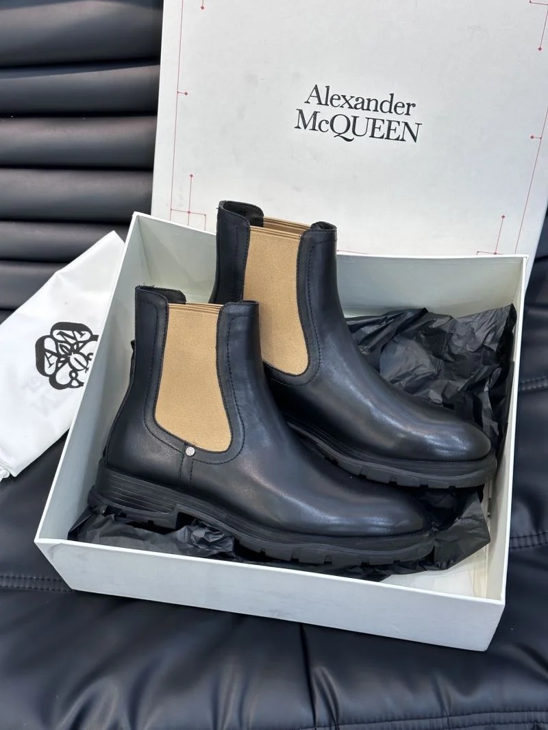 Alexander Mcqueen Boots TimelessDesign 16330