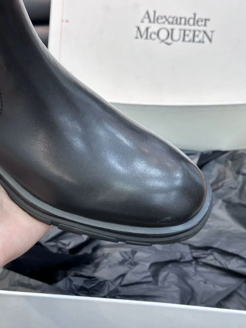 Alexander Mcqueen Boots TimelessDesign 16330