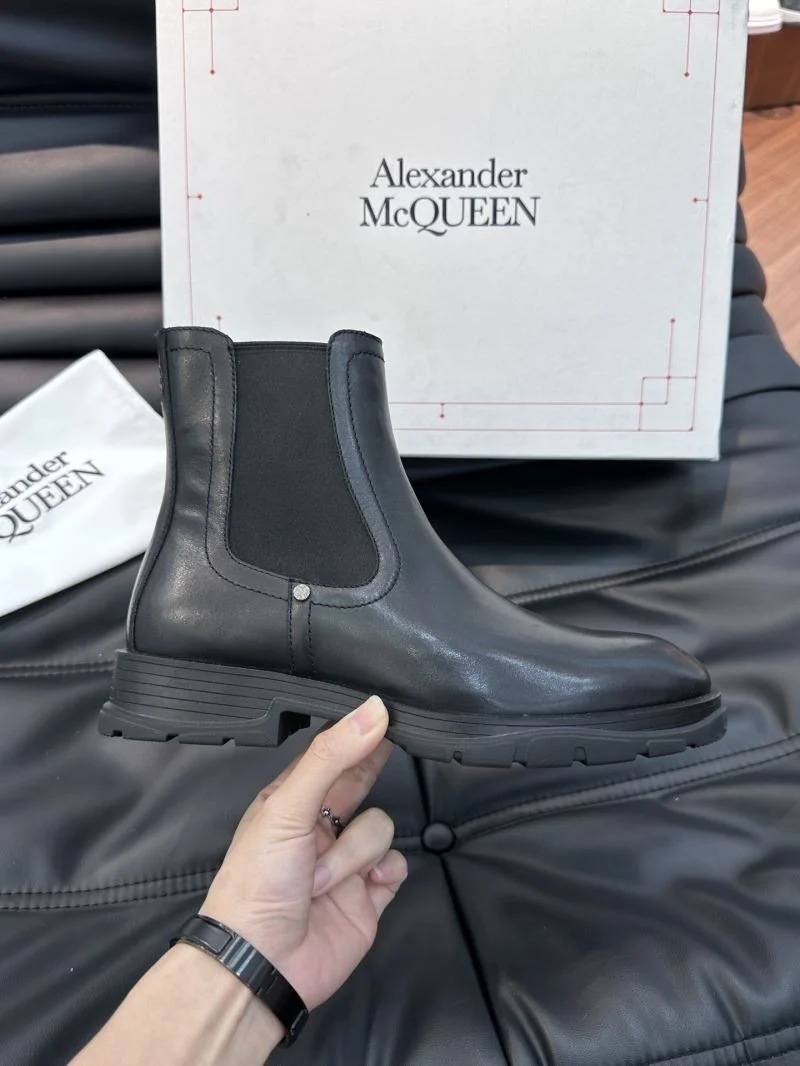 WellDesigned Alexander Mcqueen Boots 16326
