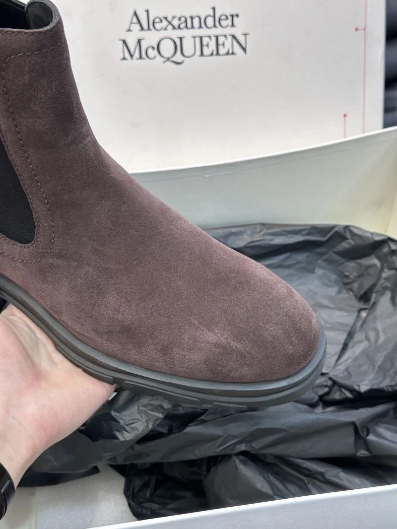 Alexander Mcqueen Boots Snug 16324