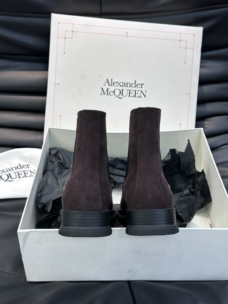 Alexander Mcqueen Boots Snug 16324