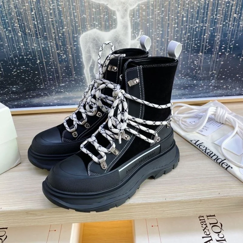 Alexander Mcqueen Boots Breathable 16501