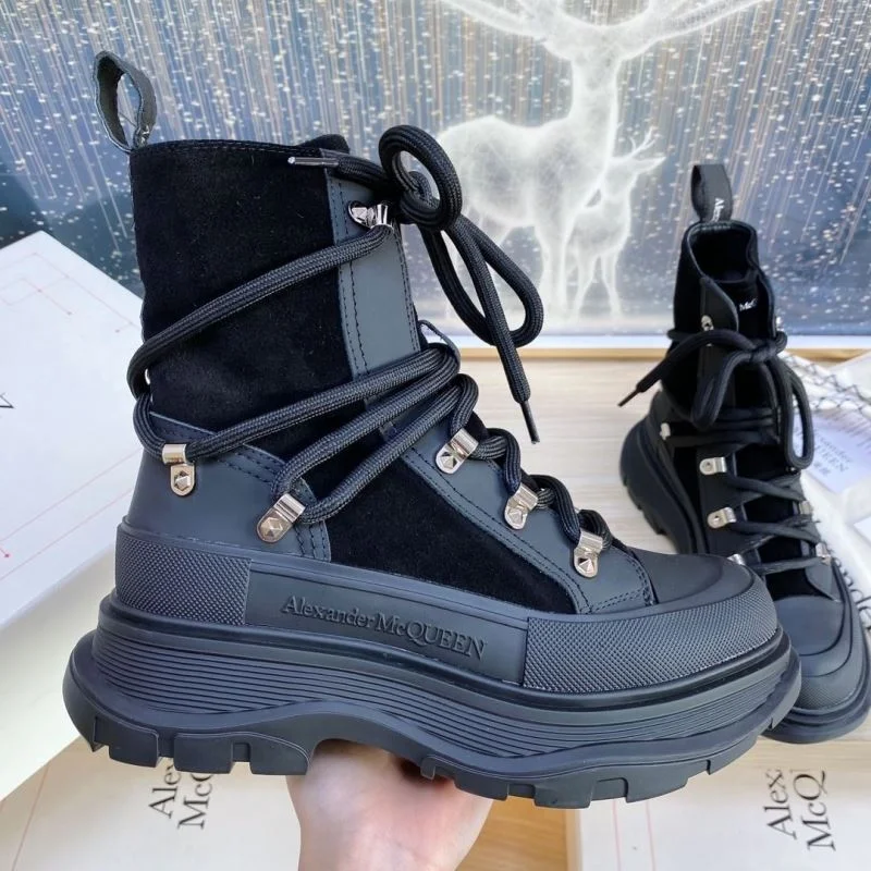 TimelessDesign Alexander Mcqueen Boots 16498