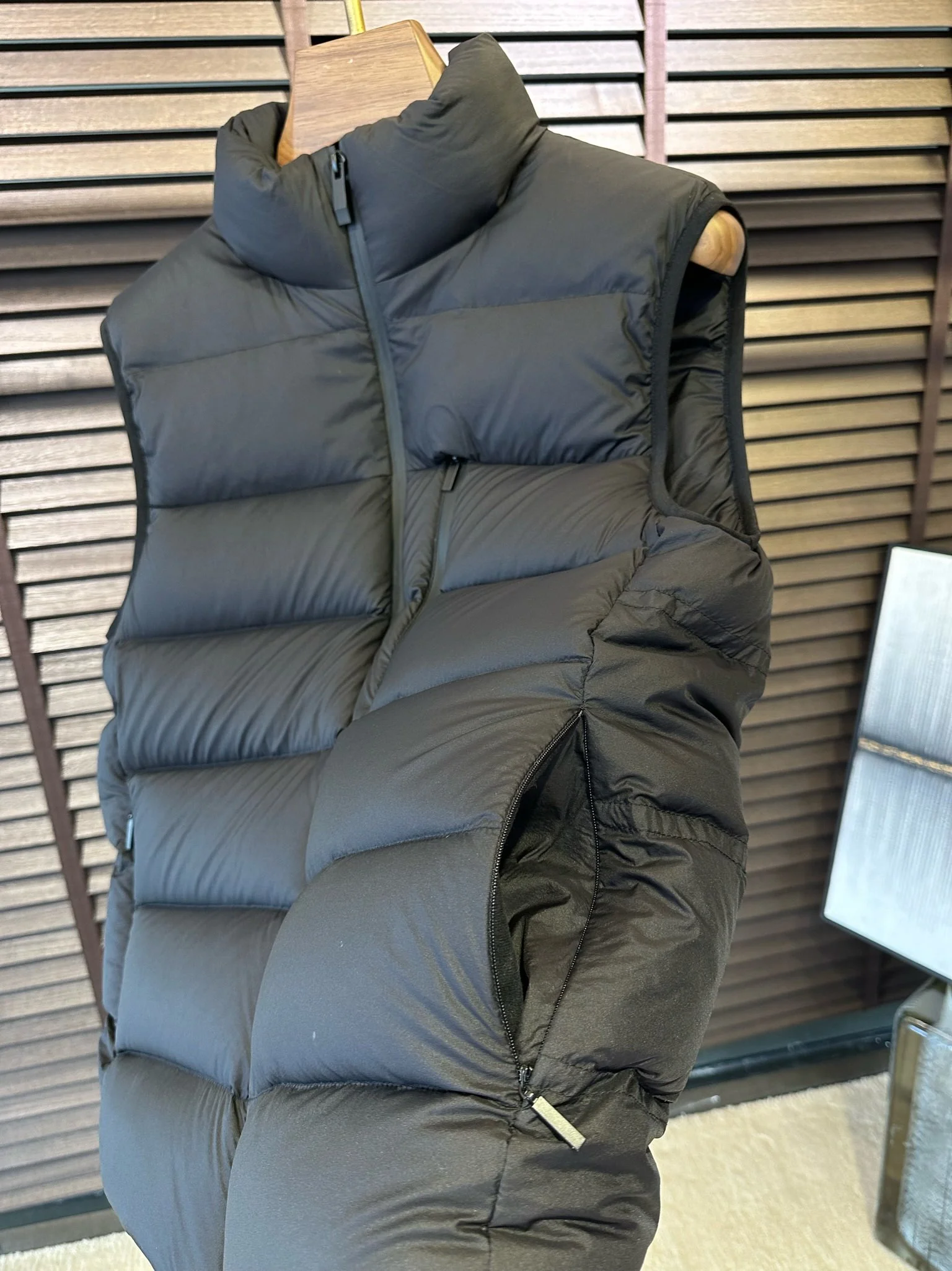 Alexander Mcqueen Down Jackets Stylish 165486
