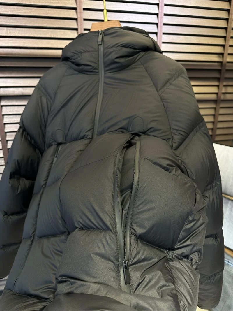 Alexander Mcqueen Down Jackets GoodFit 165000