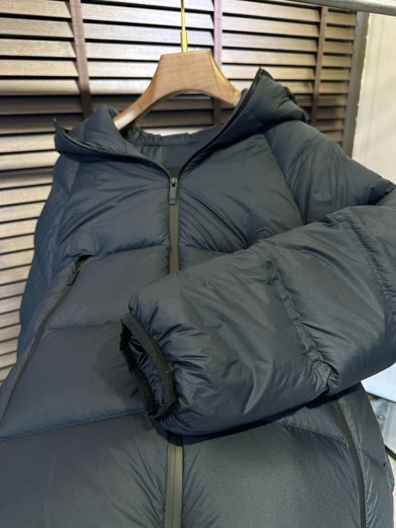 Alexander Mcqueen Down Jackets EasyCare 164998