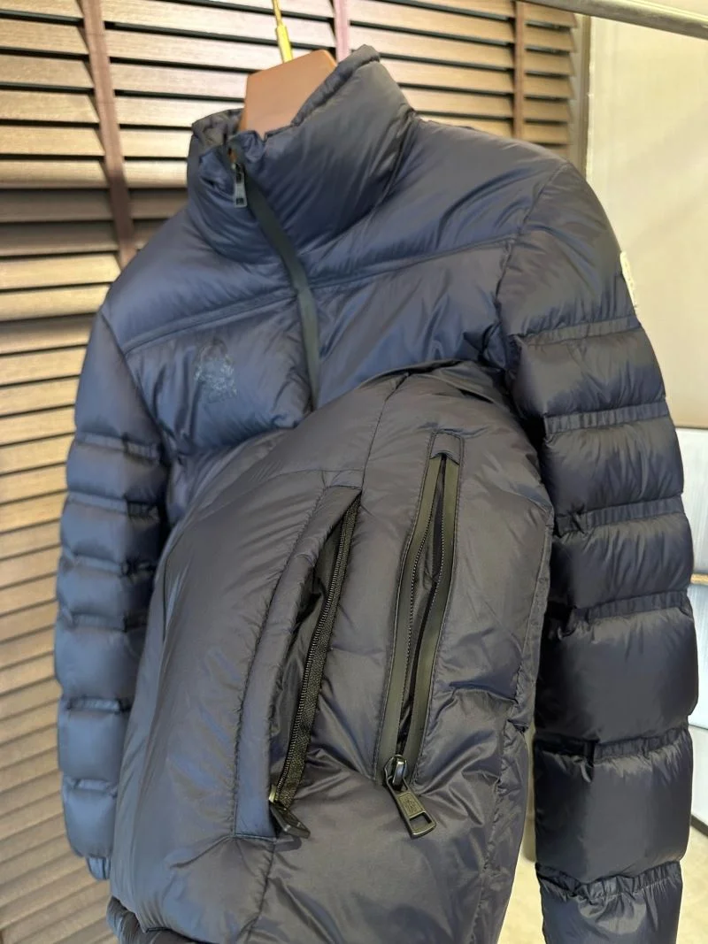 Alexander Mcqueen Down Jackets Casual 164990