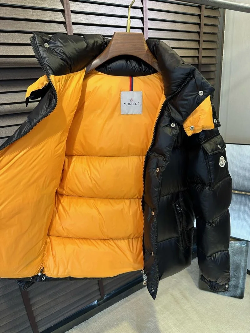 Alexander Mcqueen Down Jackets MoistureWicking 164987