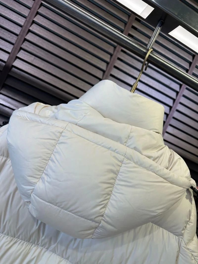 Alexander Mcqueen Down Jackets StreetReady 164991