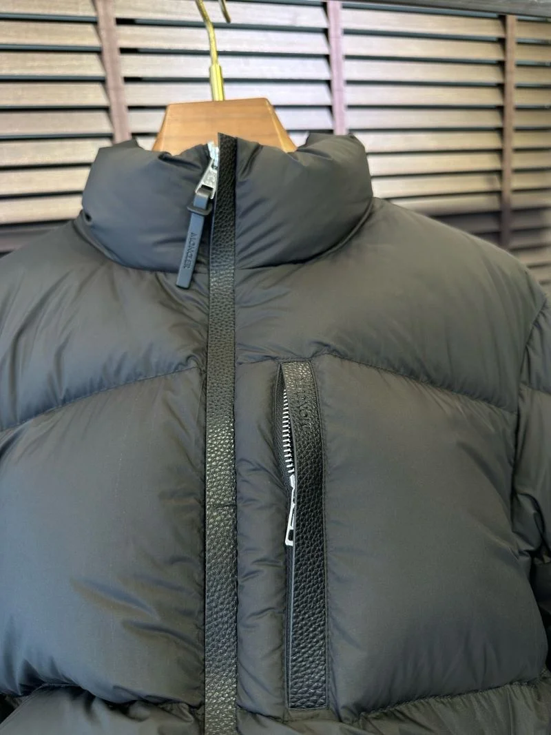 Alexander Mcqueen Down Jackets TravelReady 164726