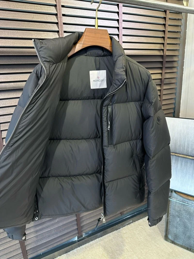 Alexander Mcqueen Down Jackets TravelReady 164726