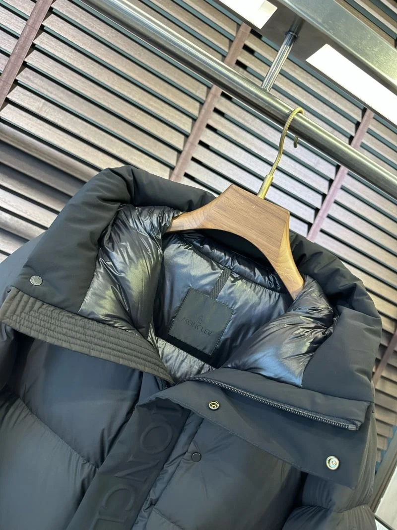 Alexander Mcqueen Down Jackets Functional 164691
