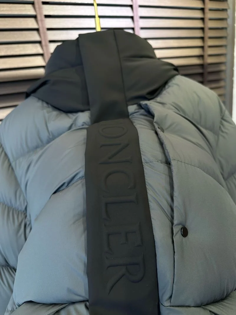 Sophisticated Alexander Mcqueen Down Jackets 164687