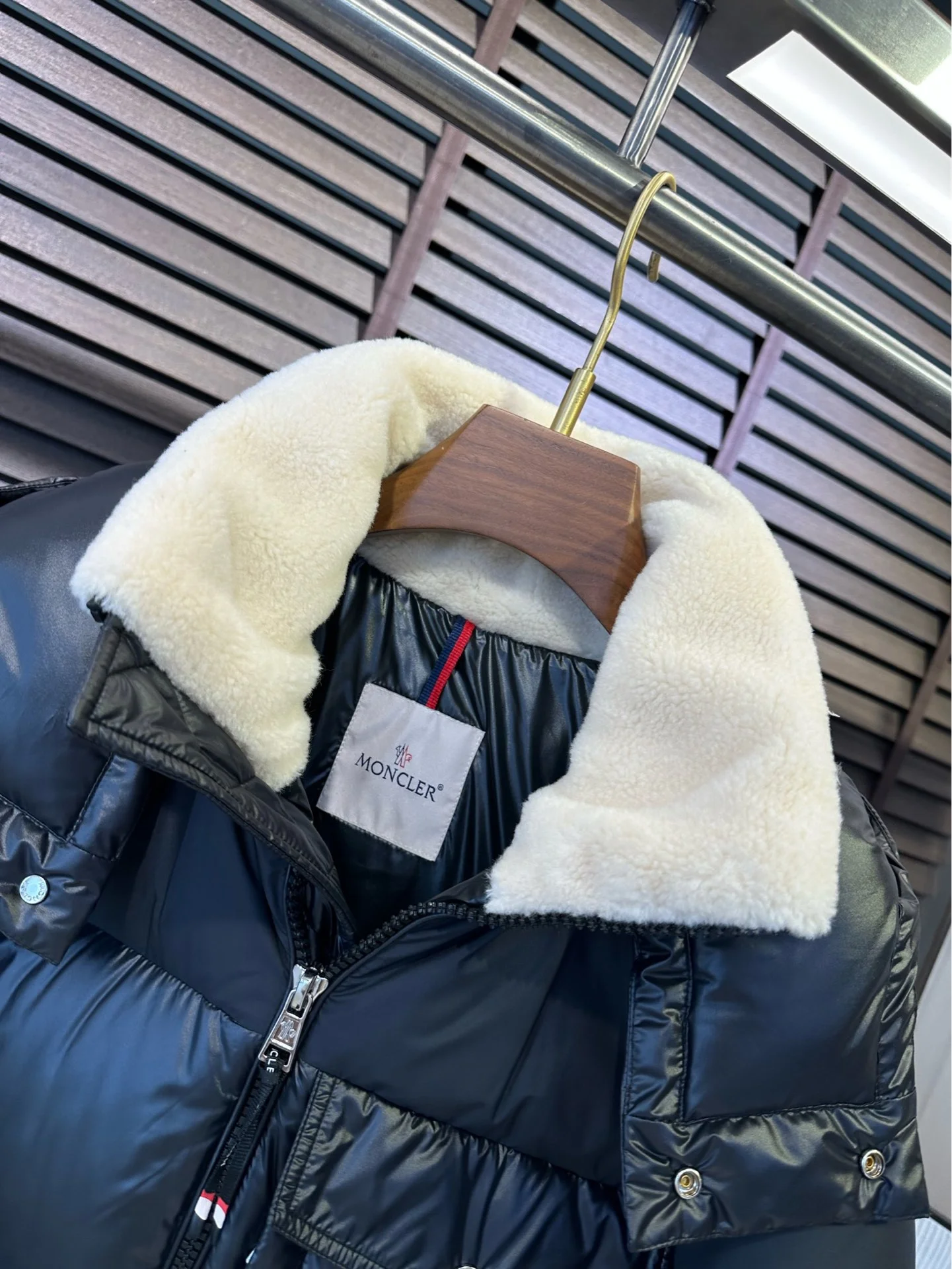 Youthful Alexander Mcqueen Down Jackets 165060