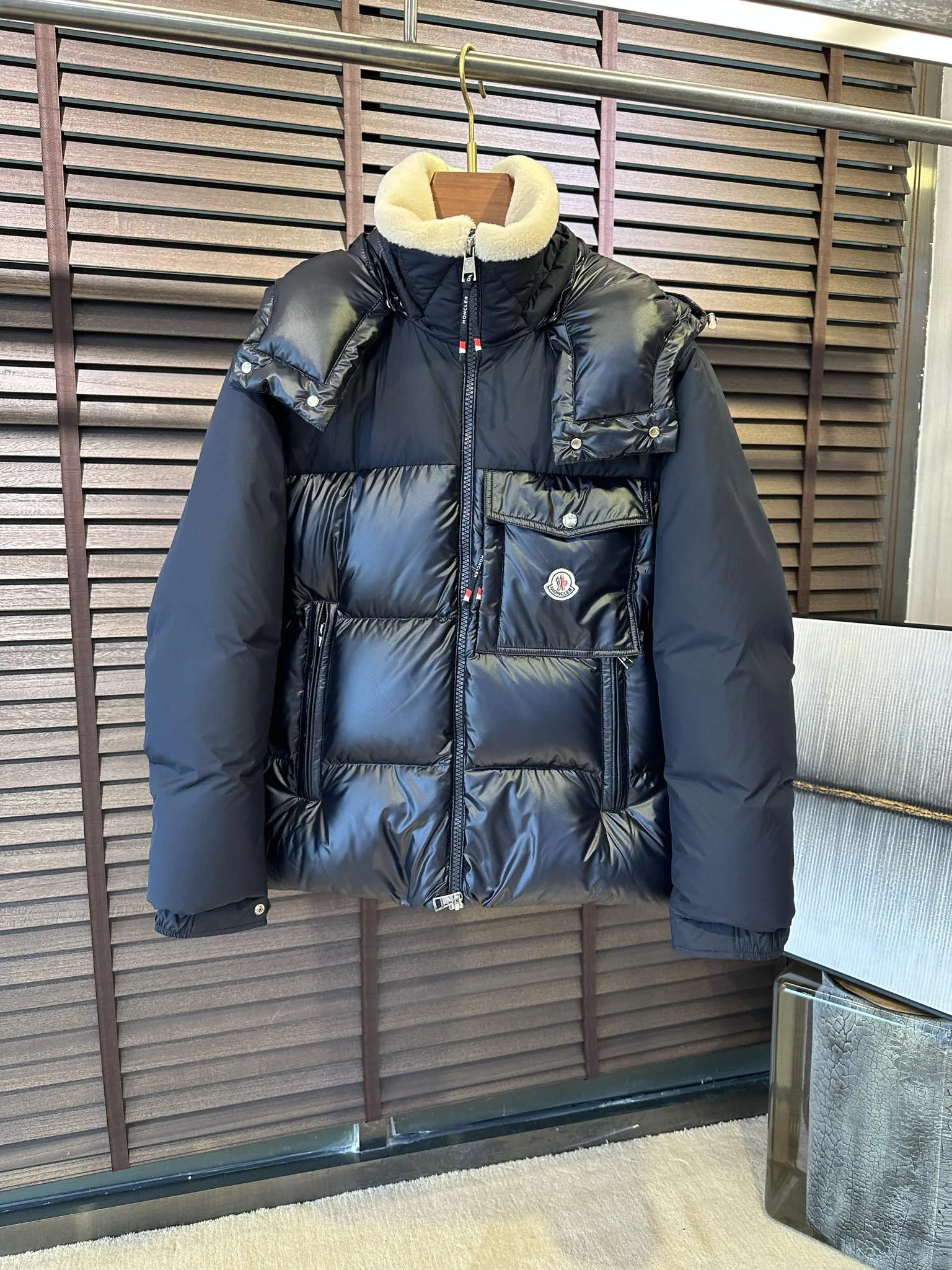 Comfortable Alexander Mcqueen Down Jackets 165054
