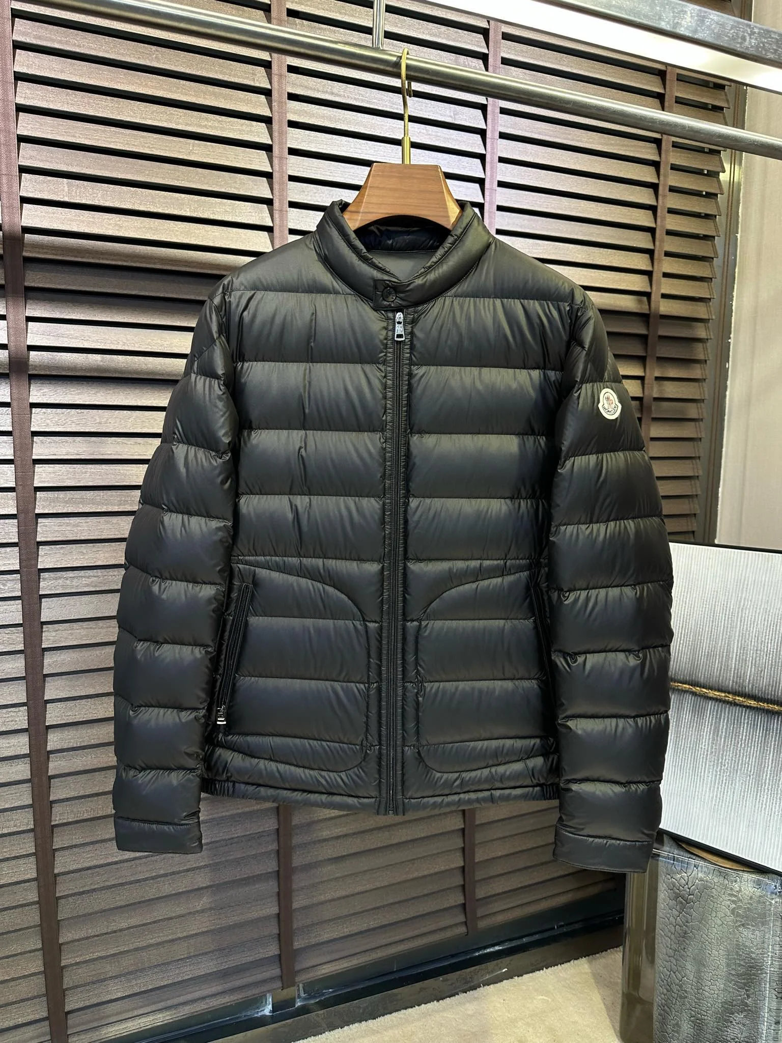 Alexander Mcqueen Down Jackets UrbanChic 165059