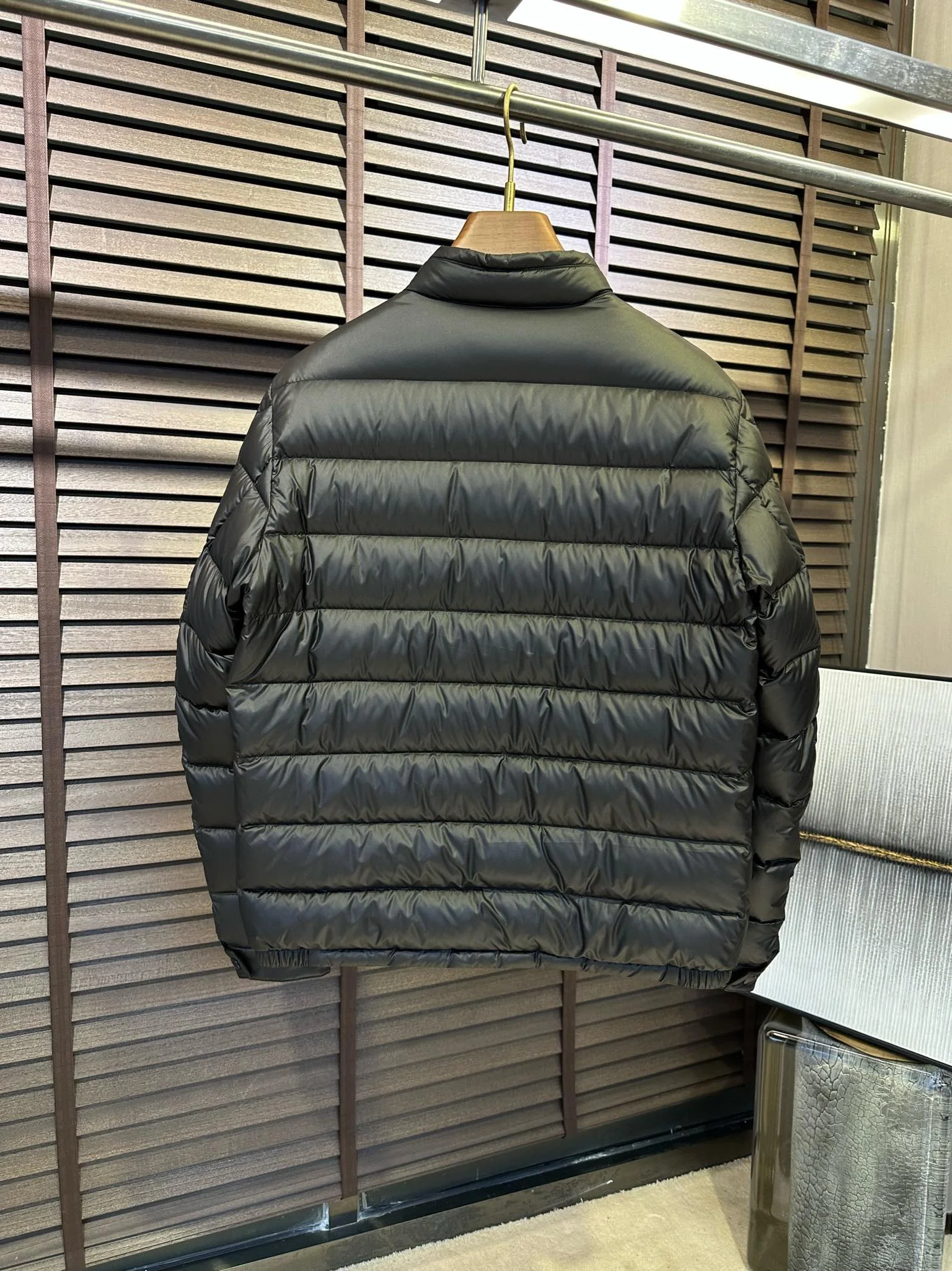 Alexander Mcqueen Down Jackets UrbanChic 165059
