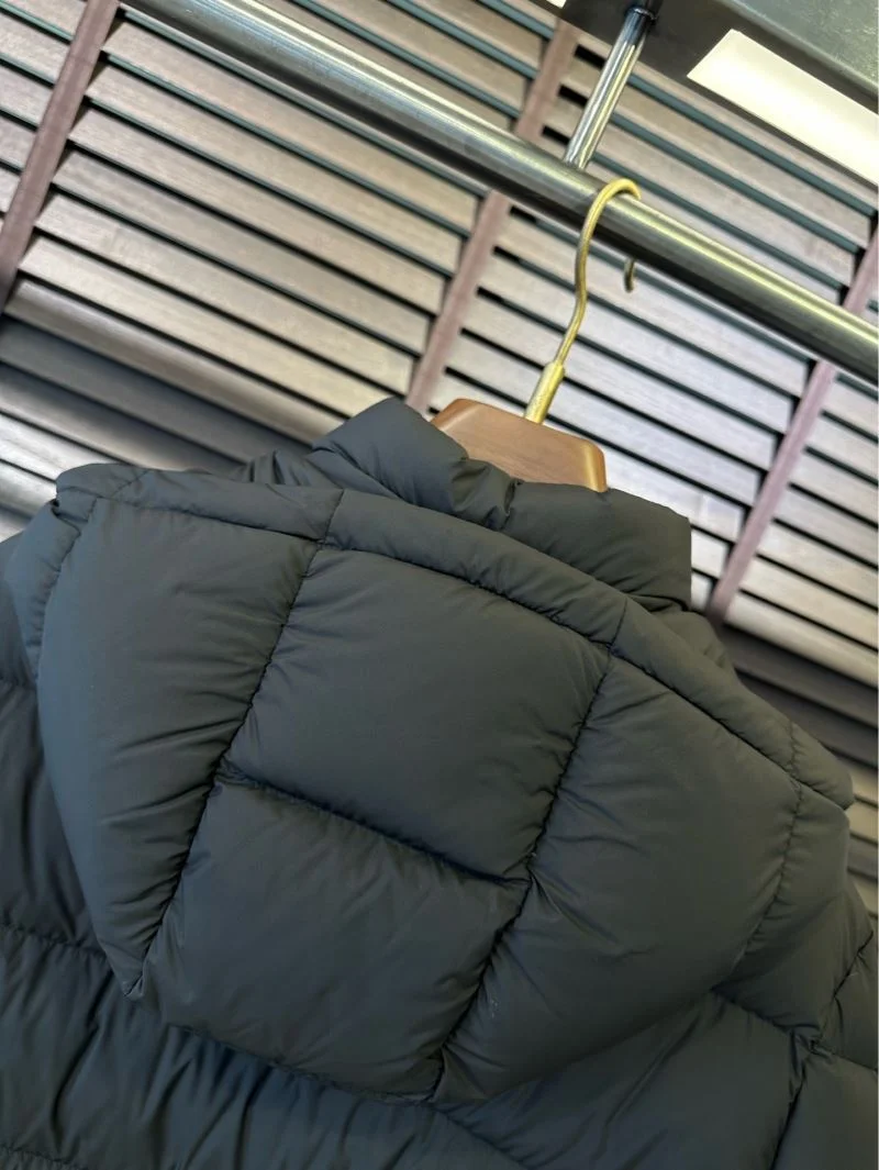Alexander Mcqueen Down Jackets Attractive 164866