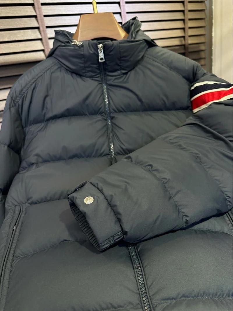 Alexander Mcqueen Down Jackets Packable 164852
