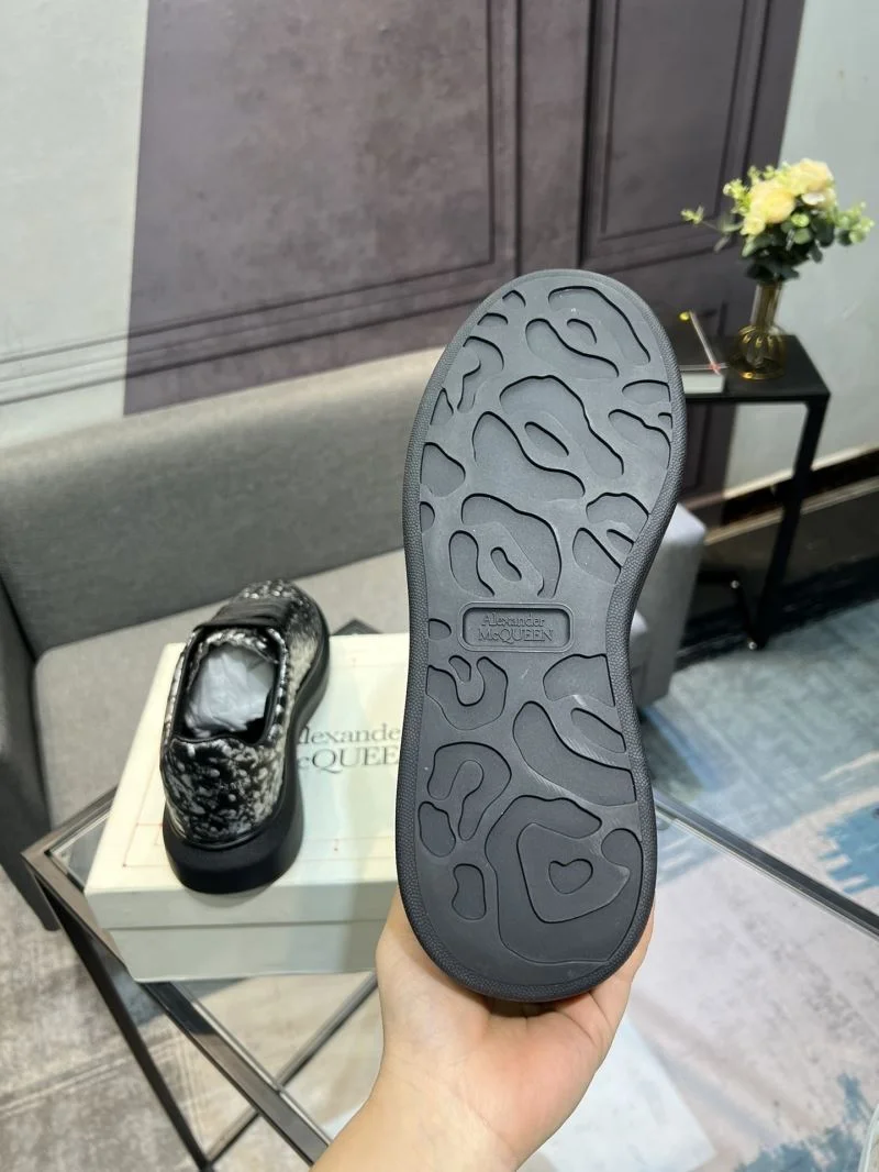 Resilient Alexander Mcqueen Low Shoes 16317