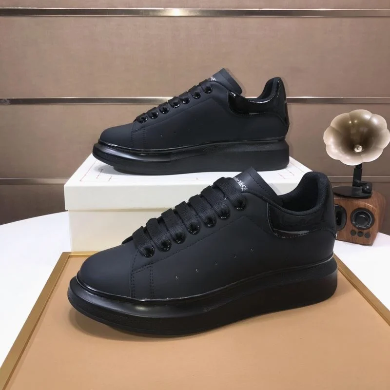 Alexander Mcqueen Low Shoes OnTrend 16291
