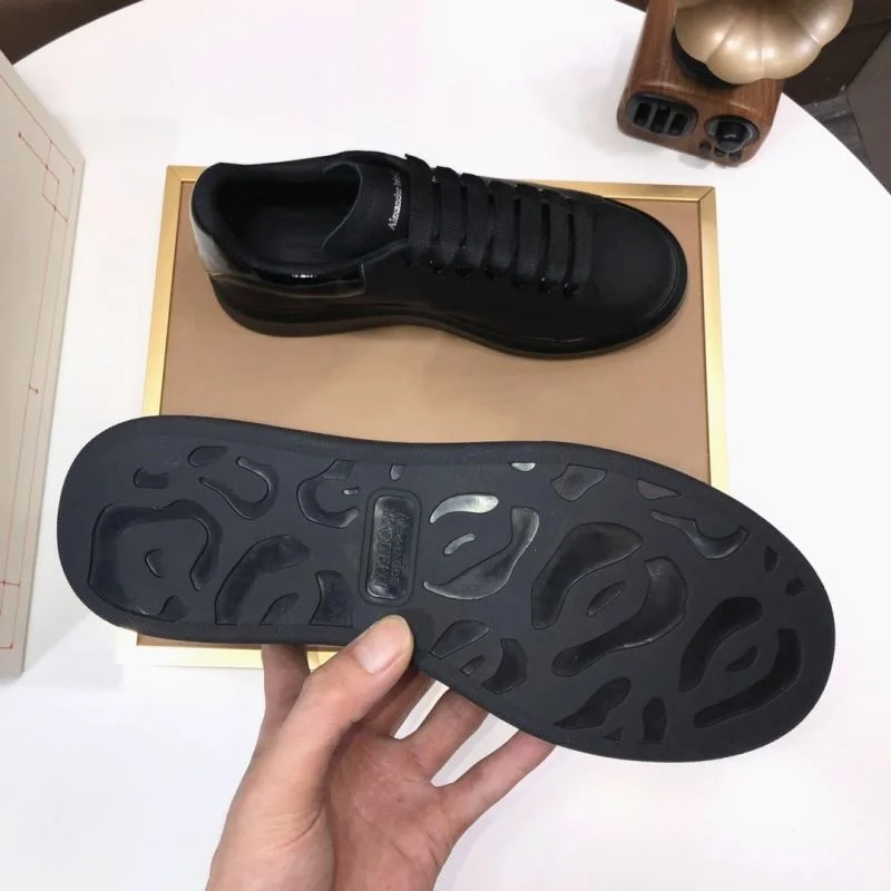 Alexander Mcqueen Low Shoes OnTrend 16291