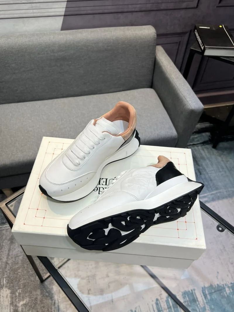 Alexander Mcqueen Low Shoes UrbanChic 16286