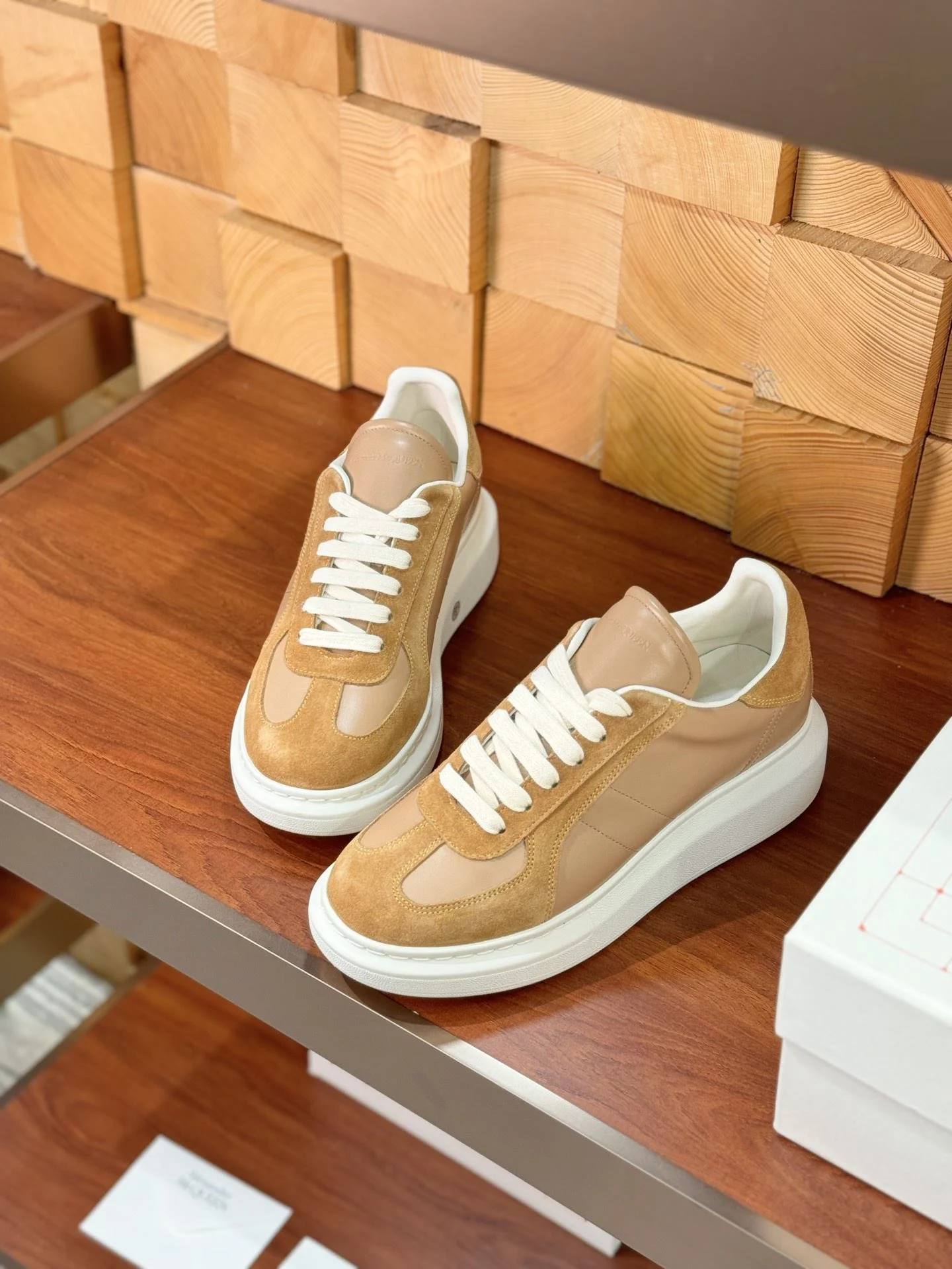 Alexander Mcqueen Low Shoes Cozy 16396