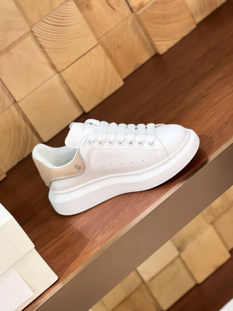 Alexander Mcqueen Low Shoes Seasonal 16486