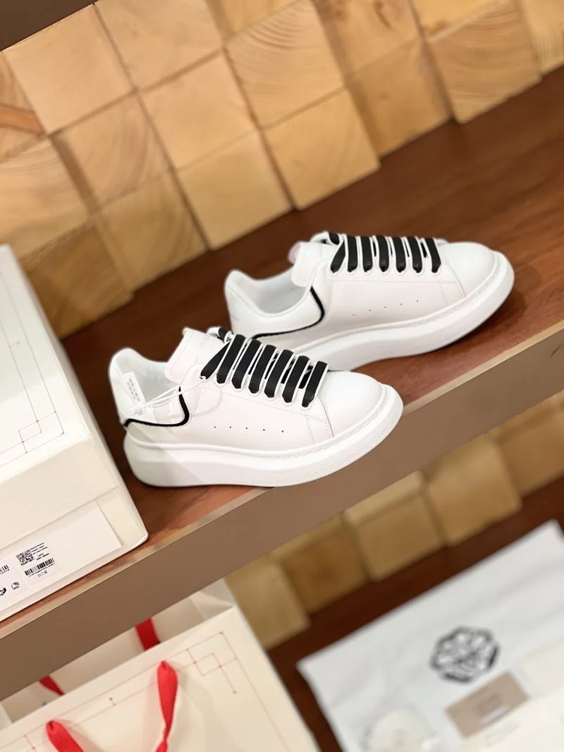 WrinkleFree Alexander Mcqueen Low Shoes 16511