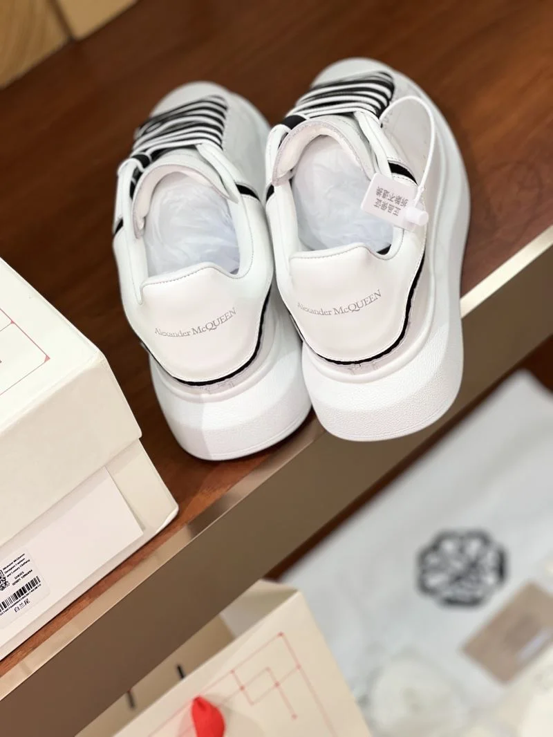 WrinkleFree Alexander Mcqueen Low Shoes 16511